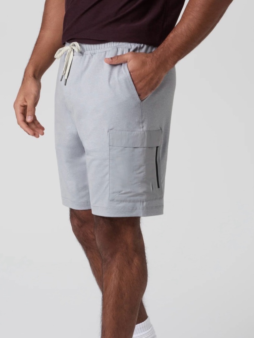 Vuori Men’s “Sunday Performance Utility” Short 8” Inseam (M) *SOLD OUT AT VUORI* - Picture 1 of 7